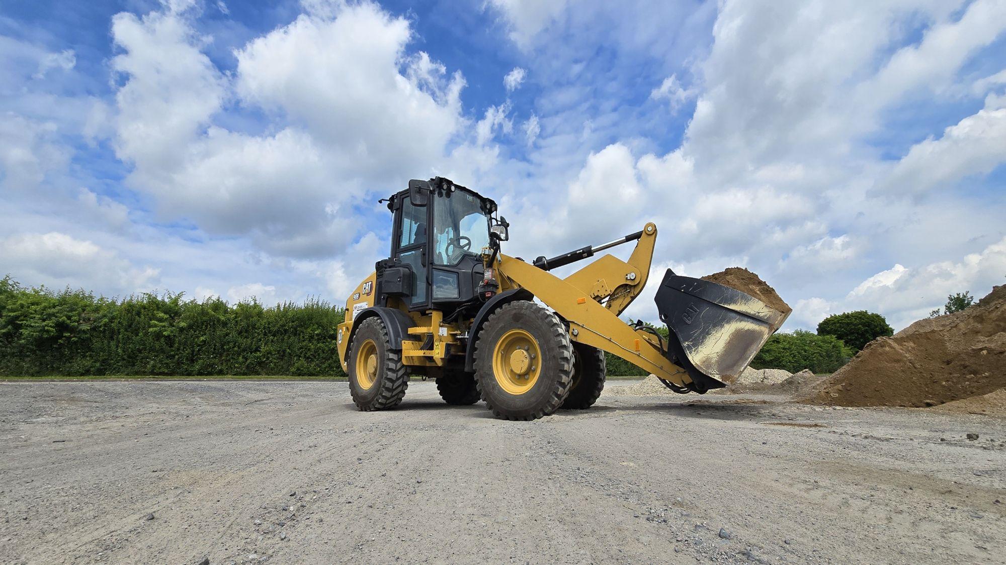 Radlader Komatsu WA 320