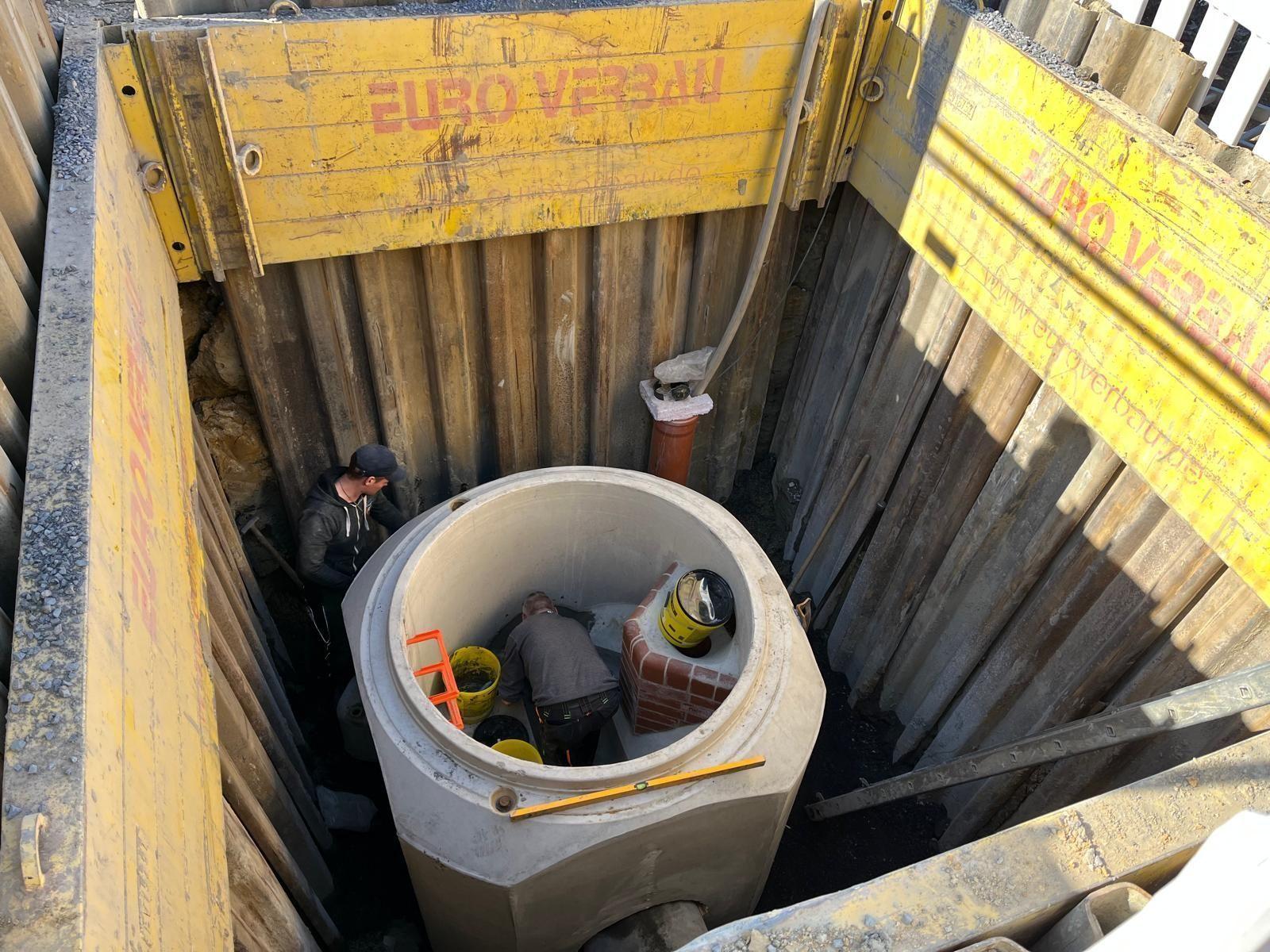 Ramm- und Verbauarbeiten der Firma Mors.